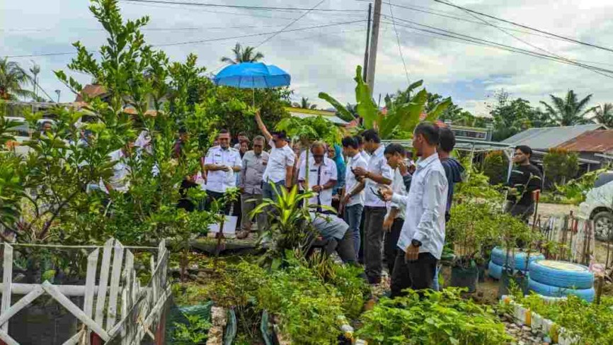 Dasawisma Desa Tobadak Dikunjungi Bupati Mamuju Tengah, Bupati Arsal : Kami Apresiasi