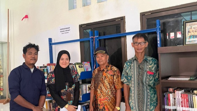 Tim Akreditasi Kunjungi Perpustakaan Ruang Impian Desa Tobadak